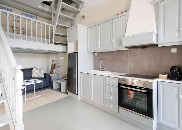 Dom wakacyjny Almyra Seaview Maisonette In