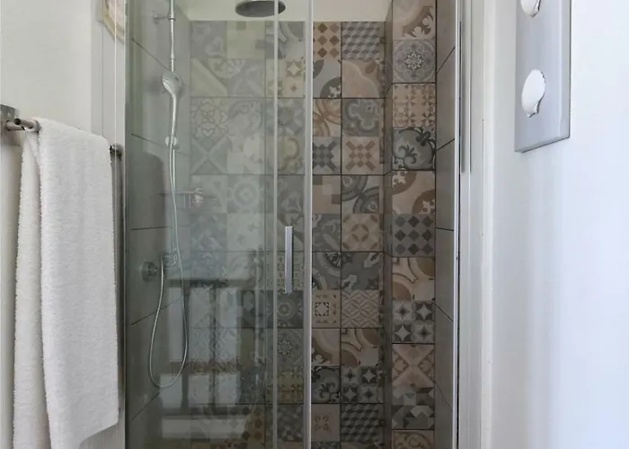 Almyra Seaview Maisonette In Nausa