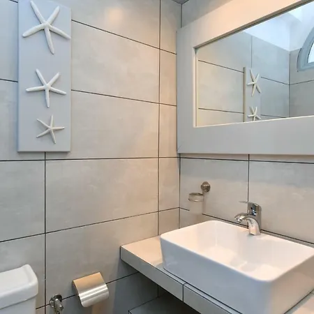 Almyra Seaview Maisonette In * Науса